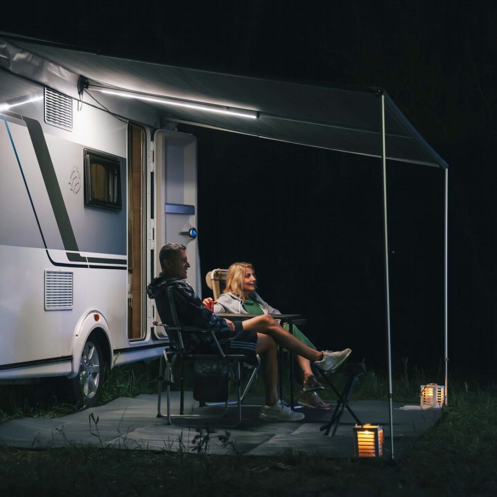 Előtető kitámasztórúd LED világítással, Fiamm Rafter LED - Image 2
